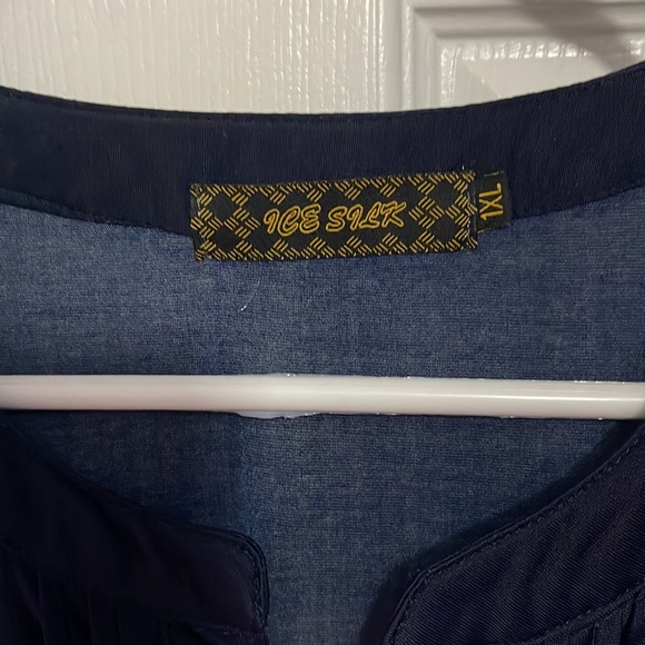 Patterned Long Sleeve Tunic Shirt - Picture 4 of 4